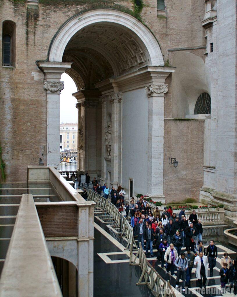 バチカン美術館 世界最大級のスケールだから 事前にしっかり予習 モデル観覧コース教えます World Traverunner 世界一周 バチカン美術館 世界最大級のスケールだから 事前にしっかり予習 モデル観覧コース教えます World Traverunner 世界一周