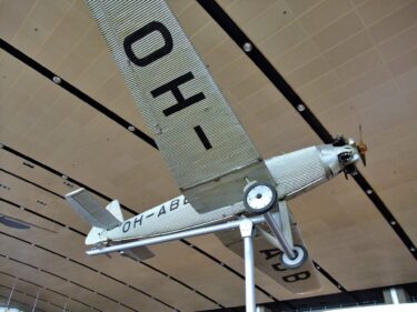 【フィンランド】大怪我で車椅子に！！👨‍🦼ヘルシンキ・ヴァンター国際空港に辿り着き、無事帰国できたのか？