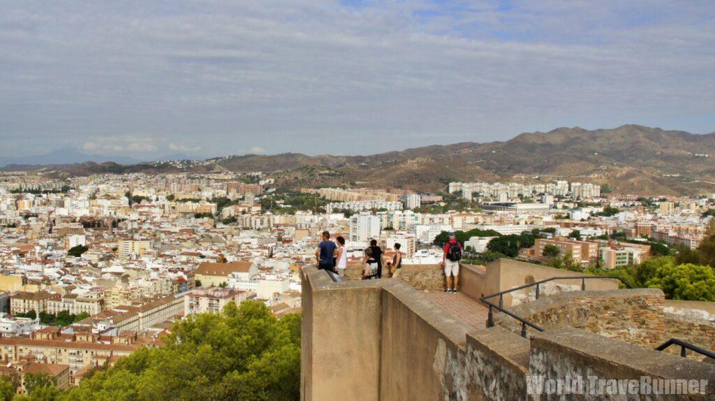 マラガ 地中海を見渡すアンダルシア地方最高の絶景 360度のパノラマビューが楽しめるヒブラルファロ城 Castillo Gibralfaro World Traverunner 世界一周 マラガ 地中海を見渡すアンダルシア地方最高の絶景 360度のパノラマビューが楽しめるヒブラルファロ城 Castillo Gibralfaro World Traverunner 世界一周