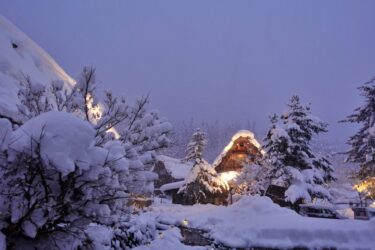 大感動!!雪の白川郷2年ぶりのライトアップ &おまけに今後の更新予定